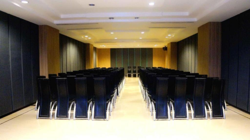 Orchardz Hotel Gajah Mada Pontianak Zewnętrze zdjęcie