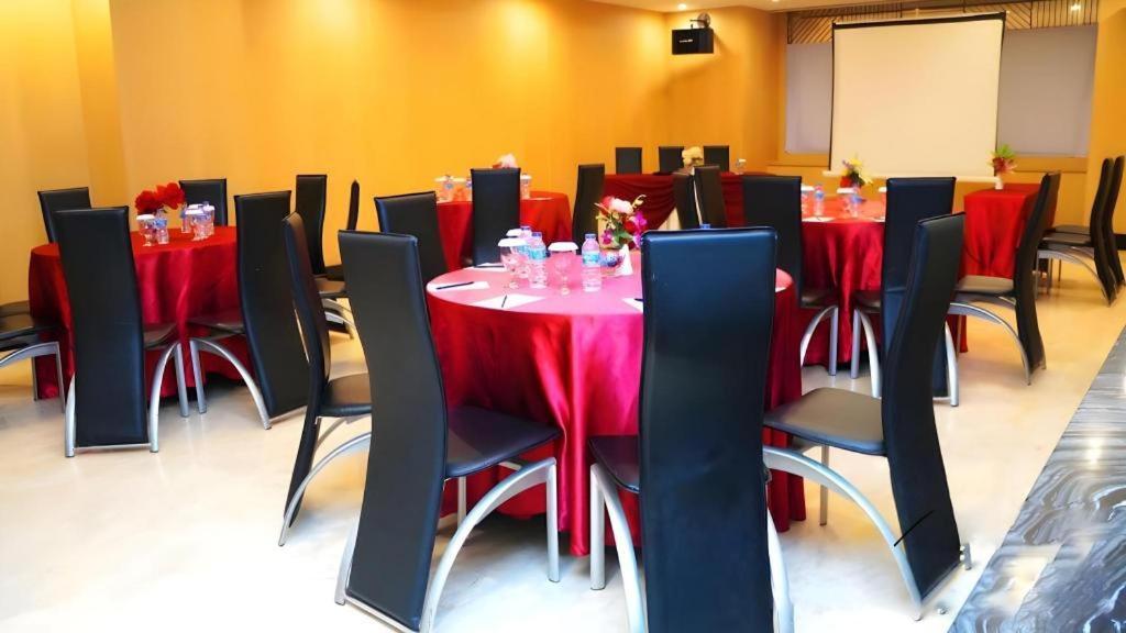 Orchardz Hotel Gajah Mada Pontianak Zewnętrze zdjęcie